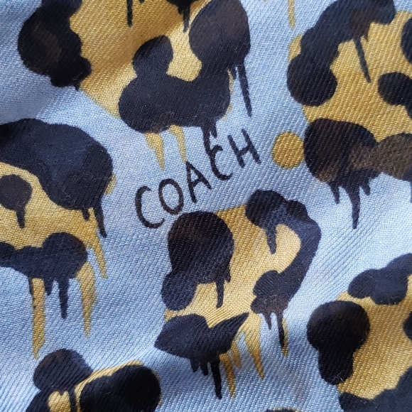 NWT Coach wild beast print shawl / scarf - Picture 2 of 6